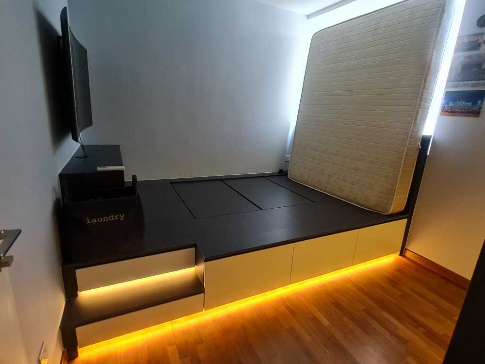 Modern Bedroom with Platform Bed and Parquet Floor