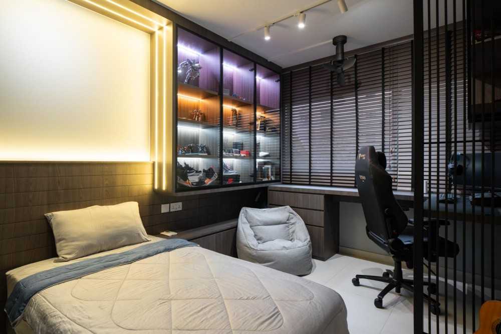 Contemporary Bedroom with Homogeneous Tiles and Wood Flooring