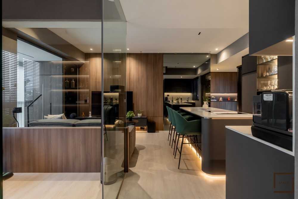 Contemporary Living Room with Homogeneous Tiles and TV Console