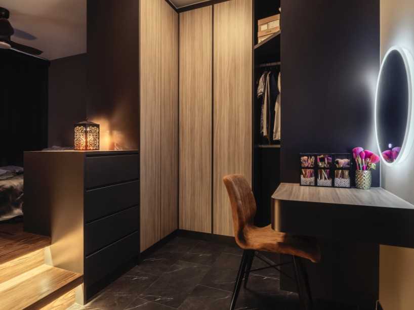 Industrial Bedroom with Platform Bed and Homogeneous Tiles