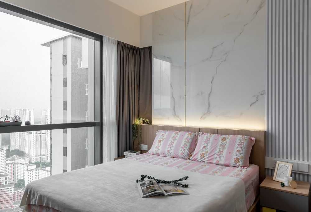 Modern Bedroom with Bedside Table and Queen Bed