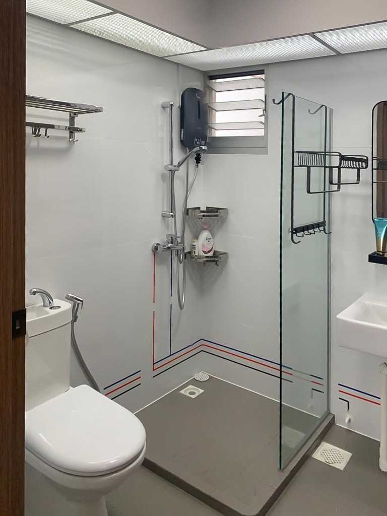 Scandinavian Bathroom with Mirror and Shower Screen