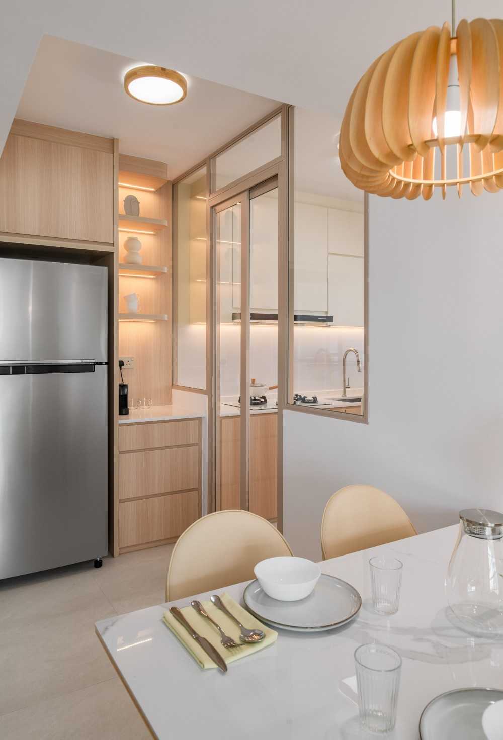 Minimalist Kitchen with Countertop and Homogeneous Tiles