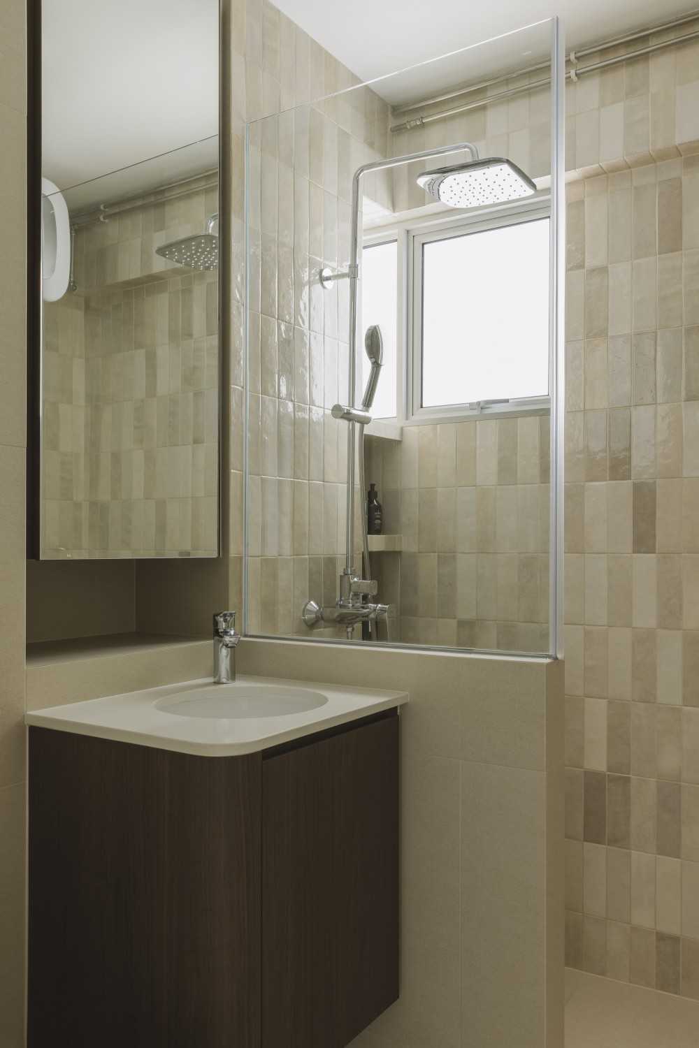 Modern Bathroom with Mirror and Shower Screen