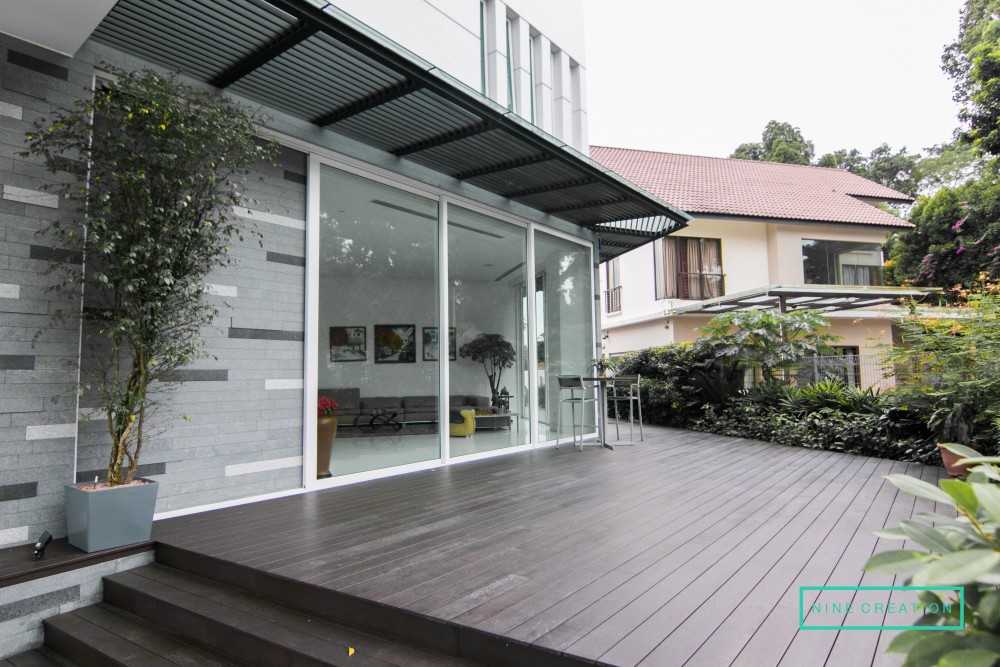 Contemporary Outdoor with Trellis and Canopy
