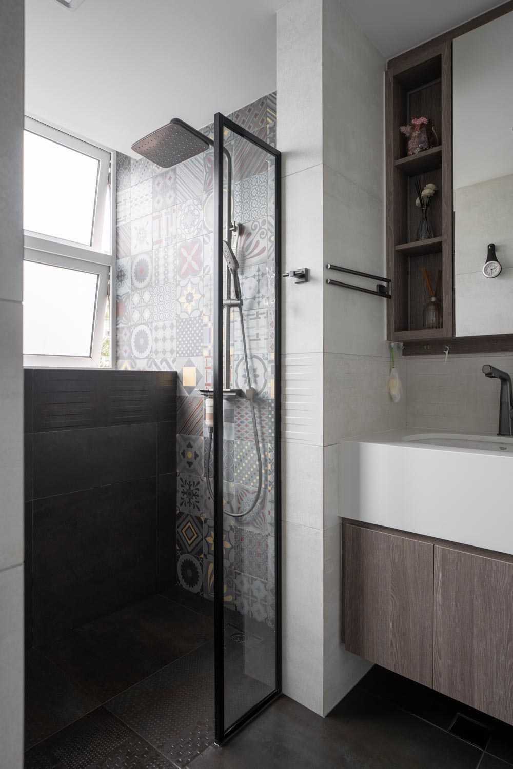 Modern Bathroom with Bathroom Storage and Bathroom Sinks