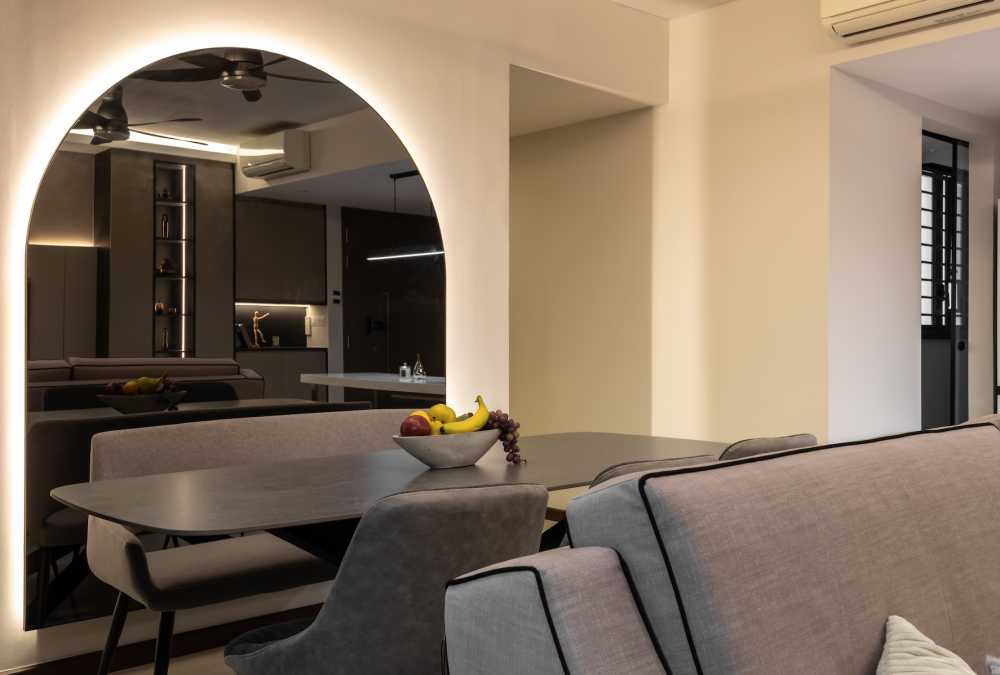 Modern Dining Room with Dining Table and Dining Chairs