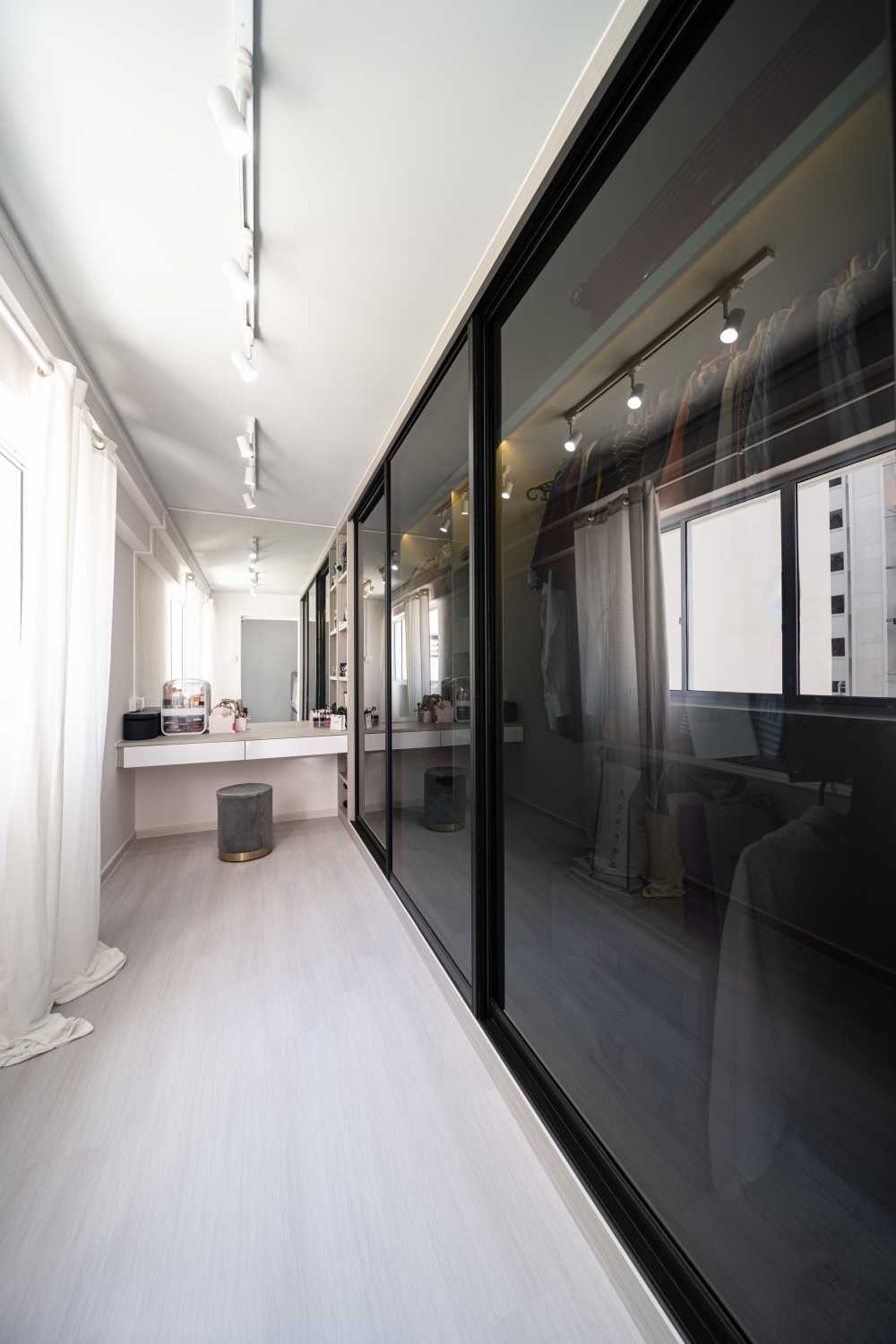 Scandinavian Bedroom with Wardrobe and Sliding Wardrobe