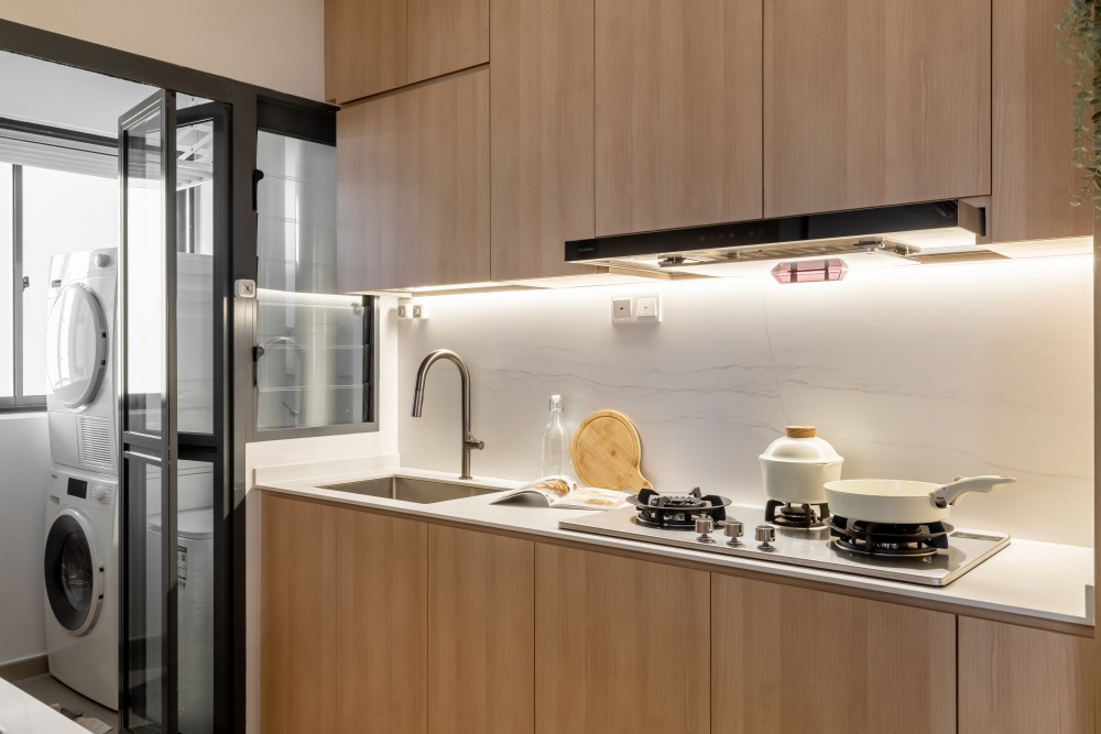 Scandinavian Kitchen with Countertop and Kitchen Backsplash