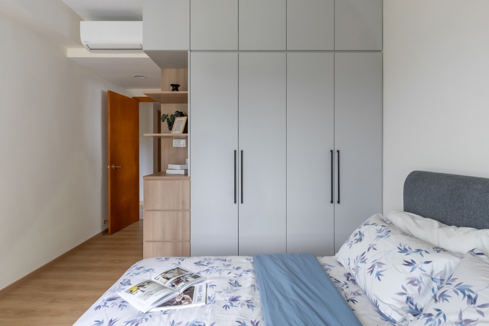 Scandinavian Bedroom with Vinyl Flooring and Wardrobe