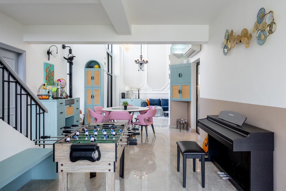 Eclectic Dining Room with Chandelier and Dining Table