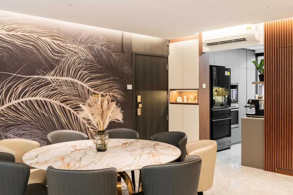 Modern Dining Room with Drop Light and Ceiling Light