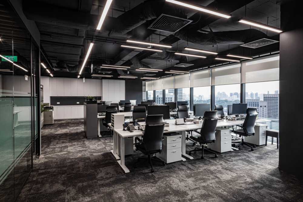 Modern Office with Desk and Desk Chairs