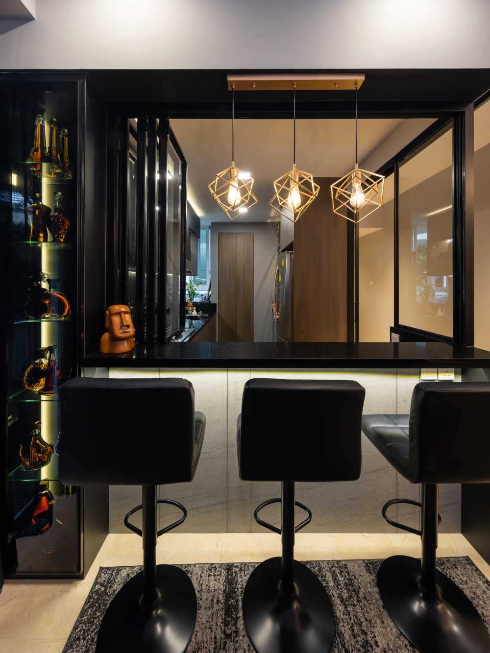 Modern Kitchen with Kitchen Window and Bar Counter