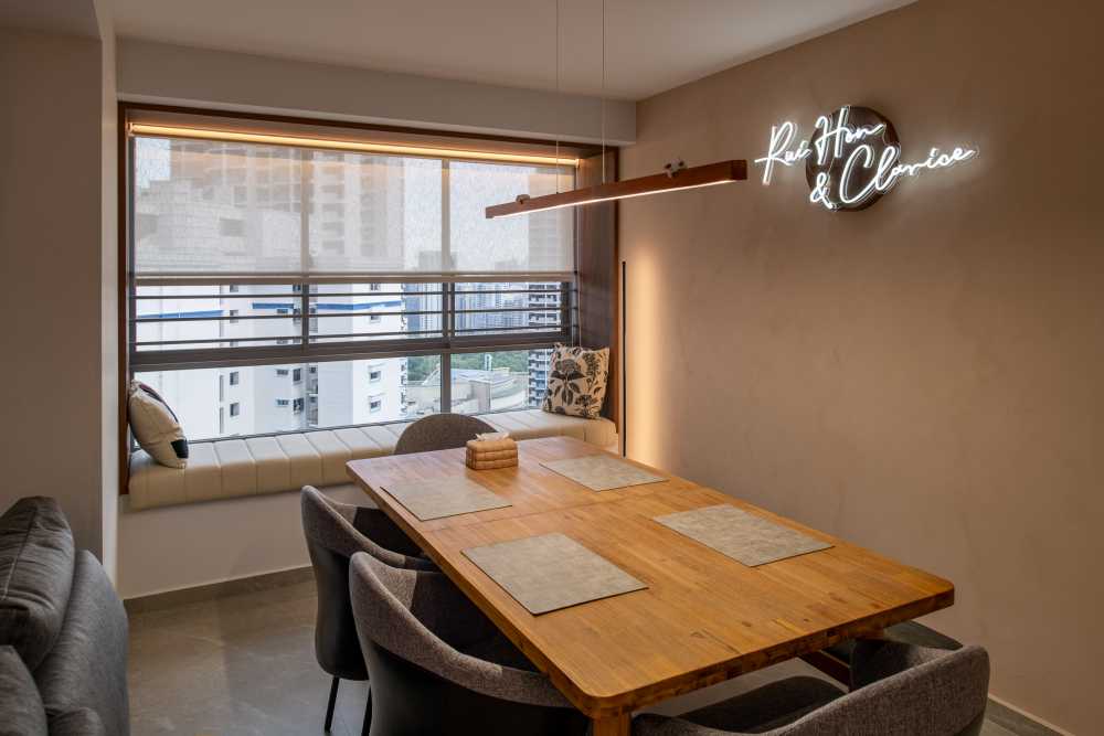 Contemporary Dining Room with Drop Light and Drop Ceiling
