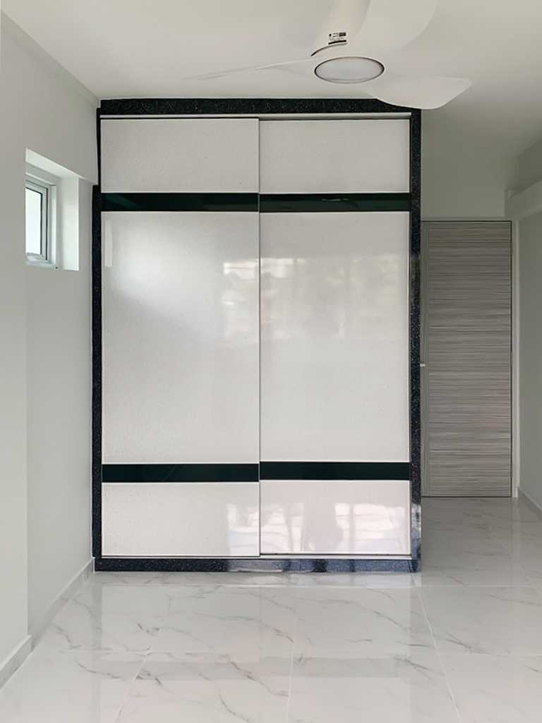 Scandinavian Bedroom with Wardrobe and Sliding Wardrobe