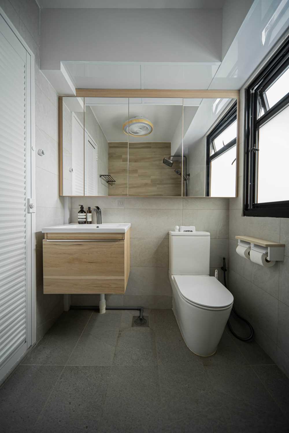 Asian Bathroom with Mirror and Bathroom Storage