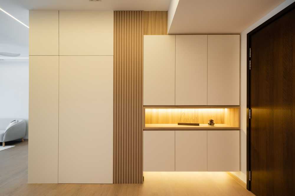 Modern Entryway with Mirror and Small Storage