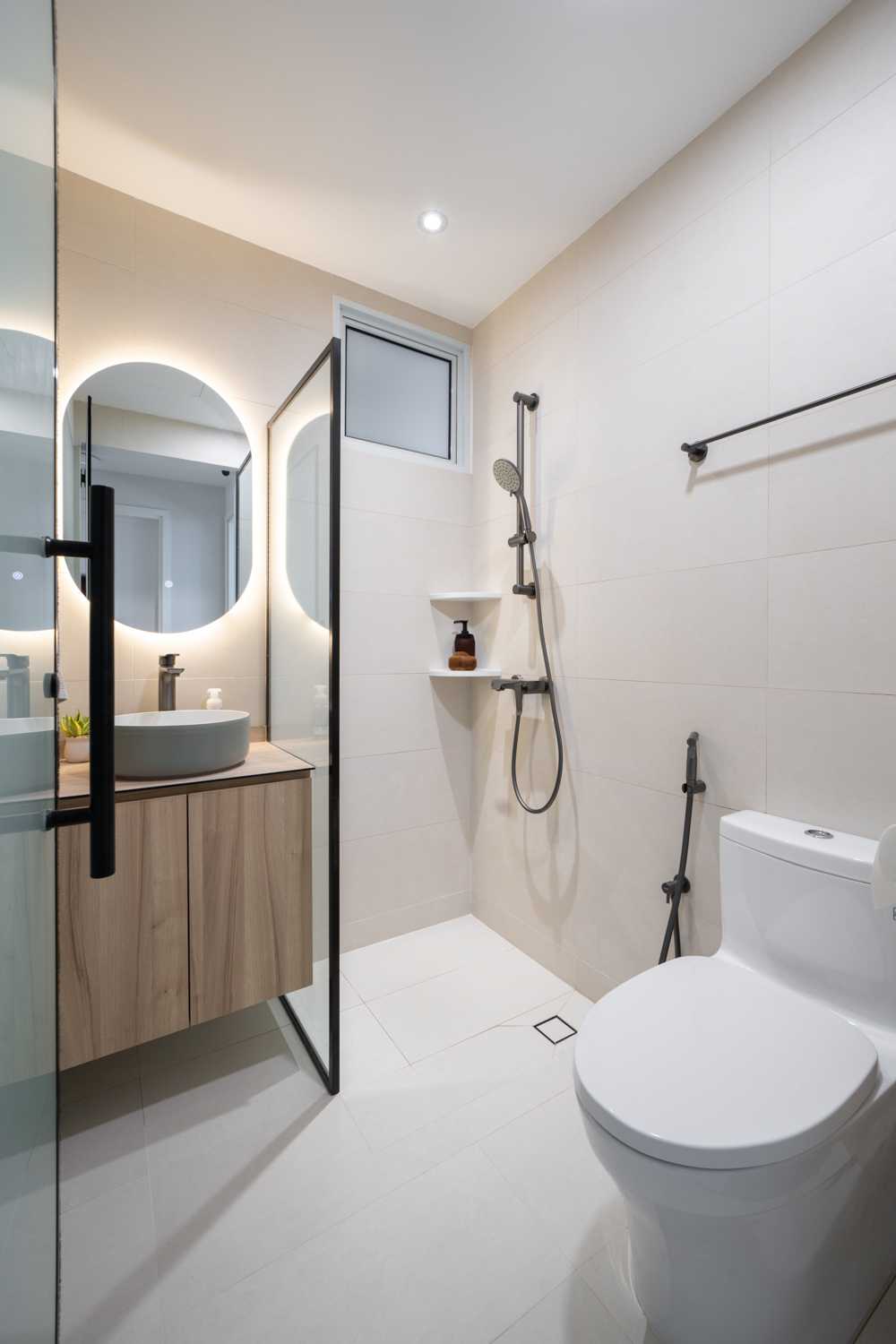 Modern Bathroom with Mirror and Shower Screen