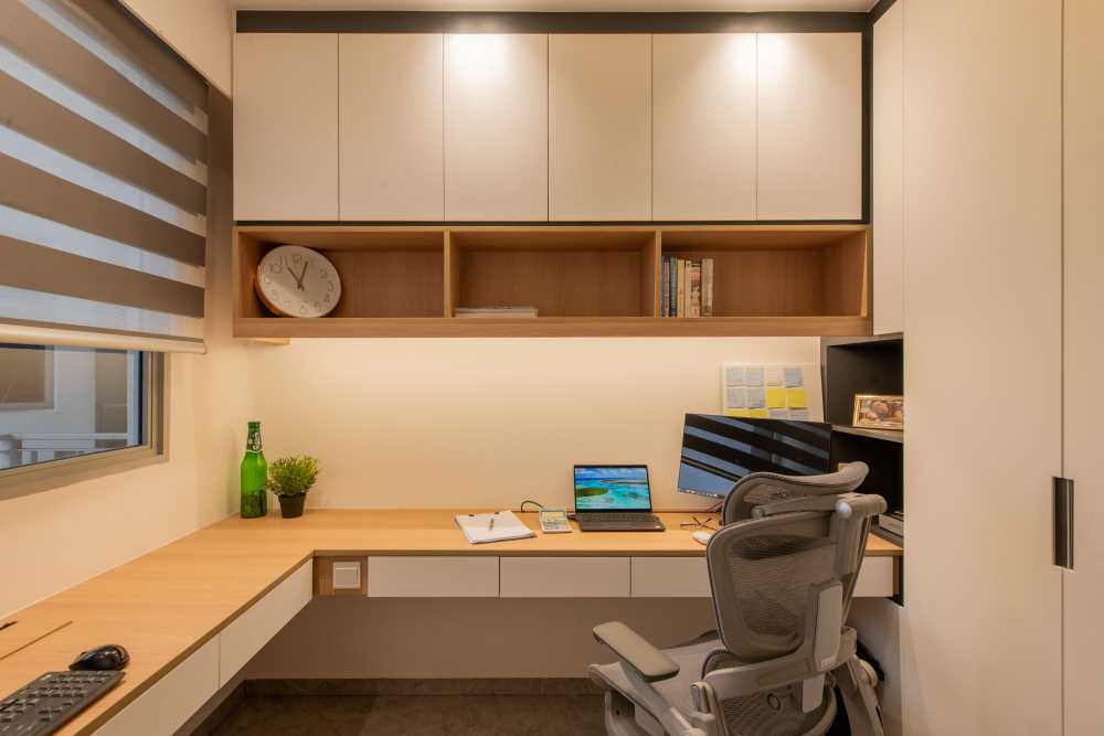 Modern Study with Bookshelf and Downlights
