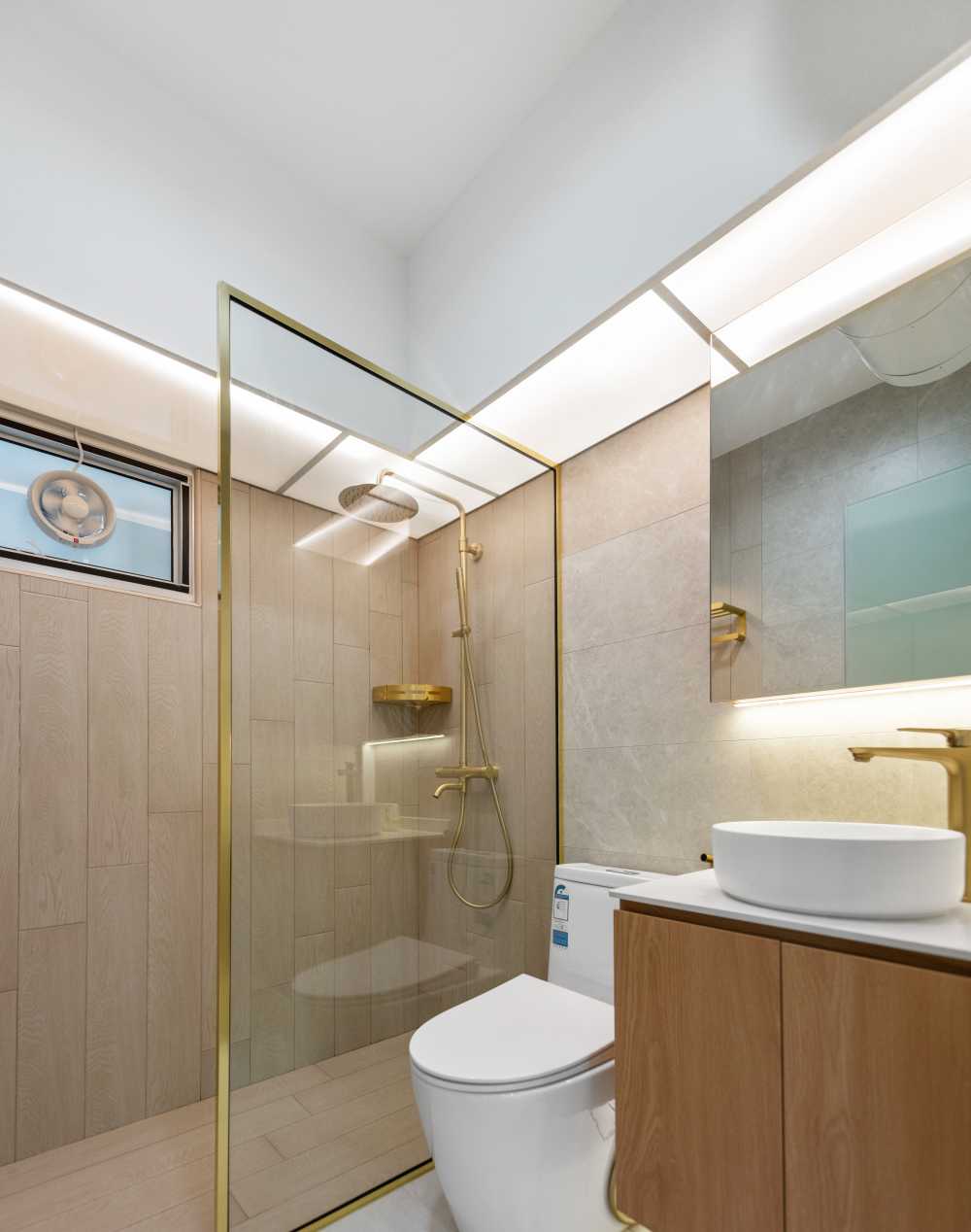 Scandinavian Bathroom with Countertop and Homogeneous Tiles
