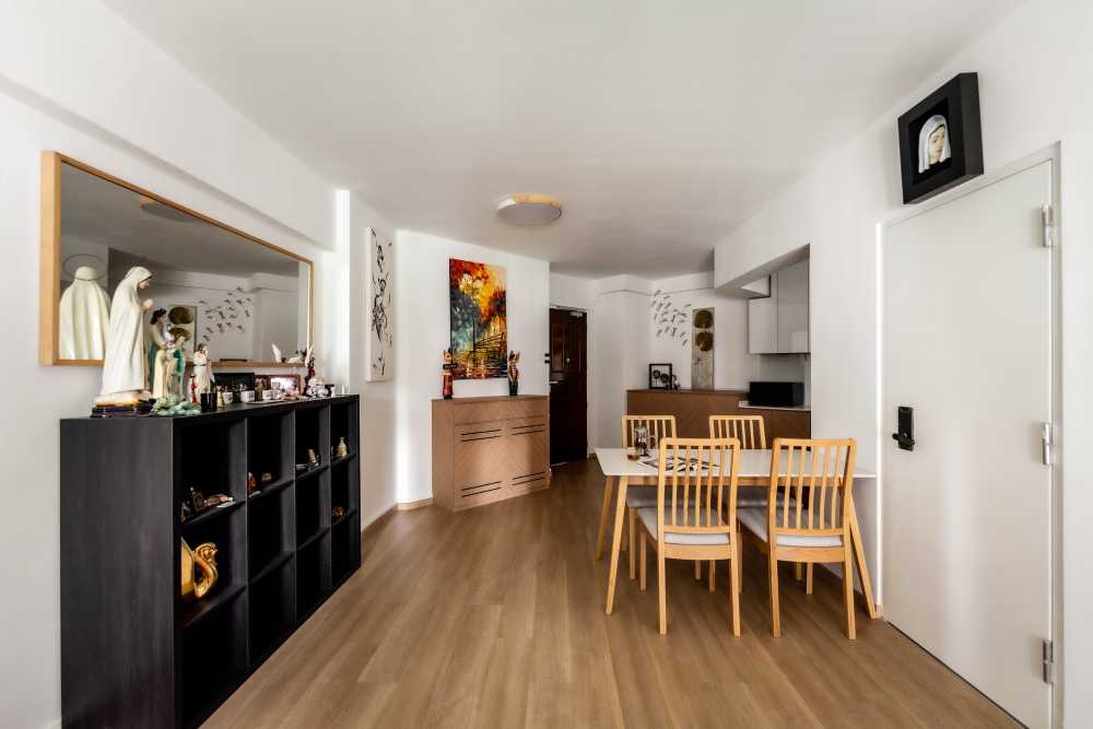 Scandinavian Living Room with Bookshelf and Vinyl Flooring