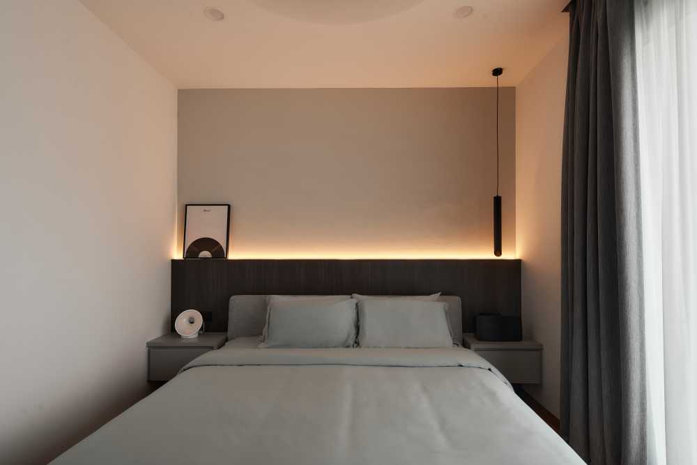 Modern Bedroom with Platform Bed and Ceiling Light