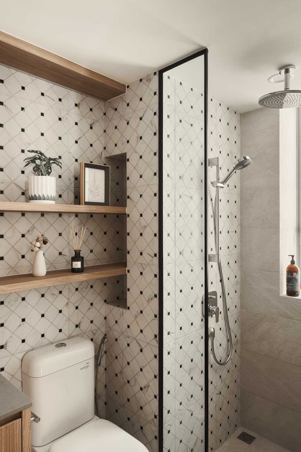 Modern Bathroom with Bathroom Accessories and Showers