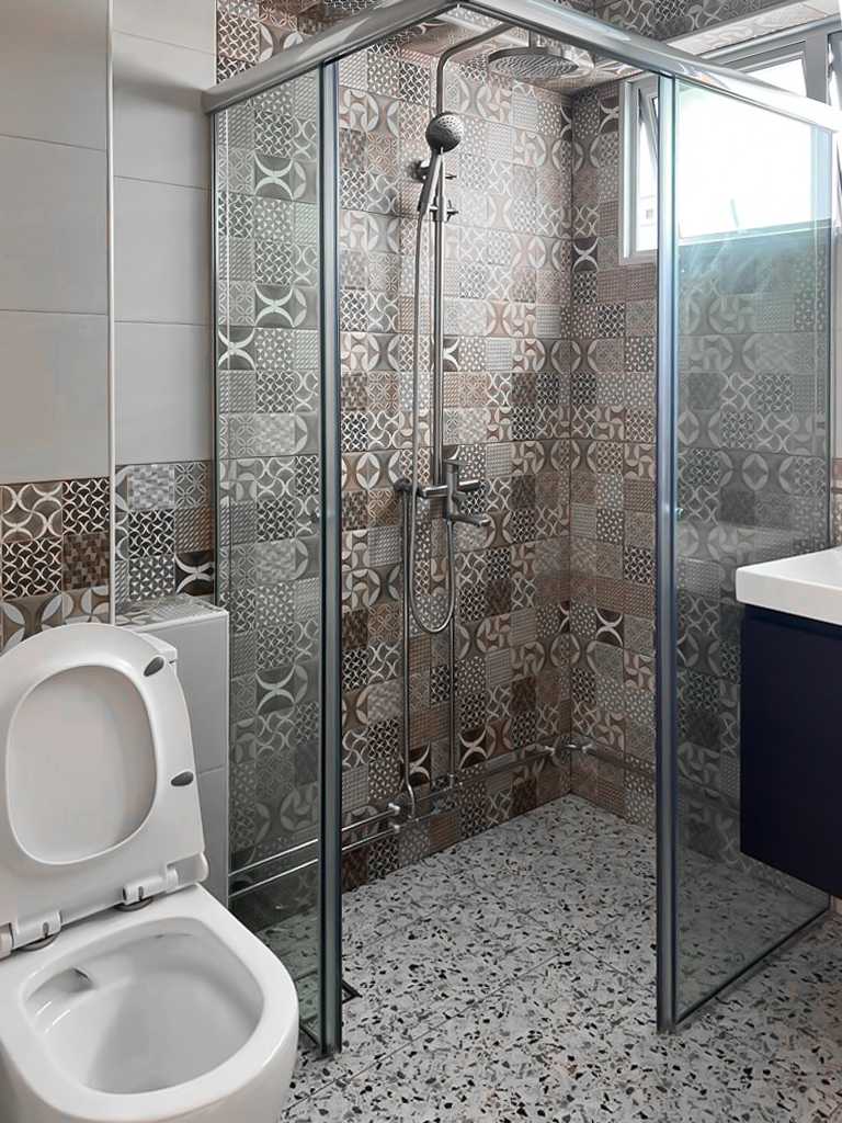Scandinavian Bathroom with Shower Screen and Paintings