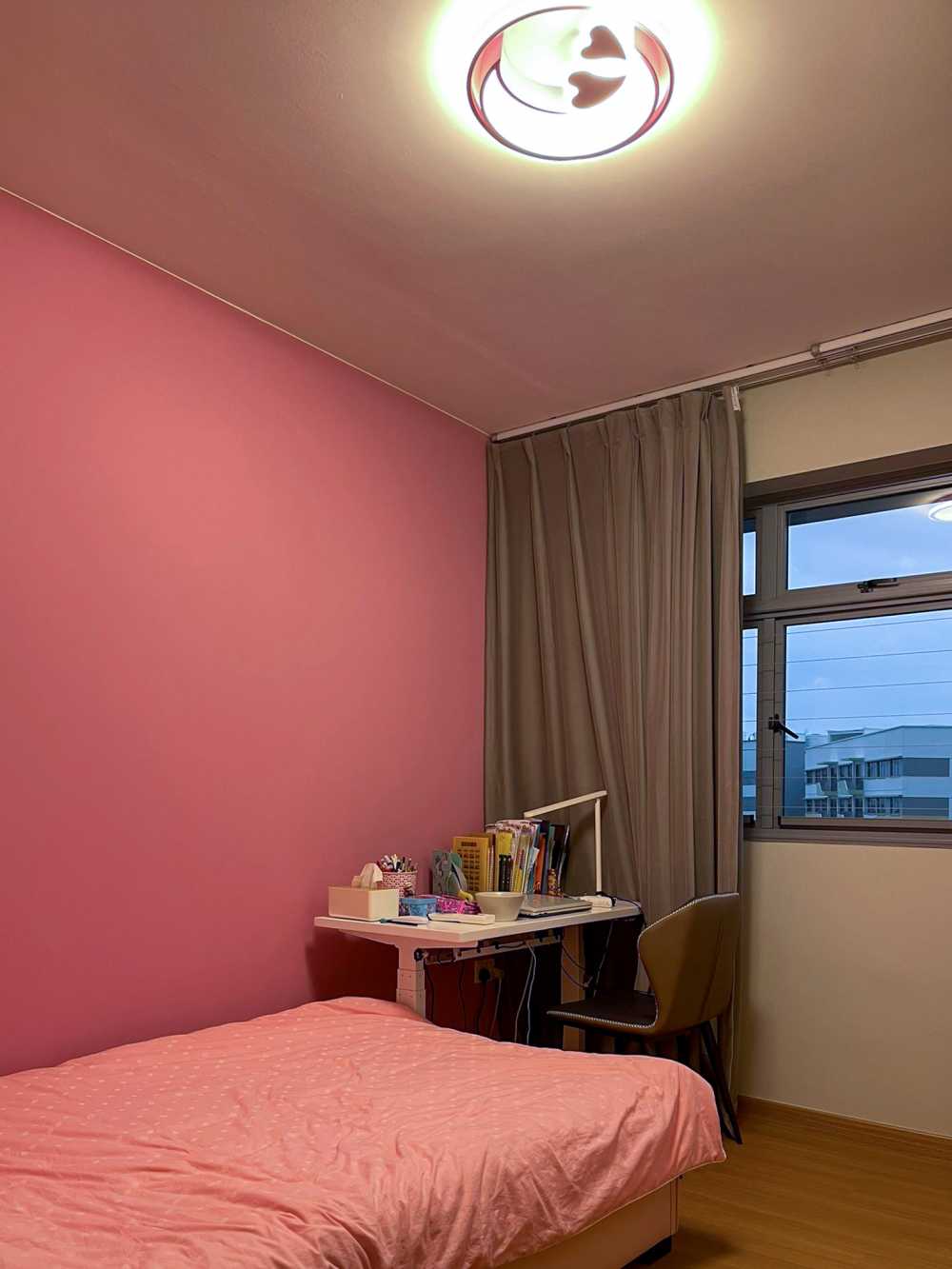 Minimalist Bedroom with Vinyl Flooring and Ceiling Light
