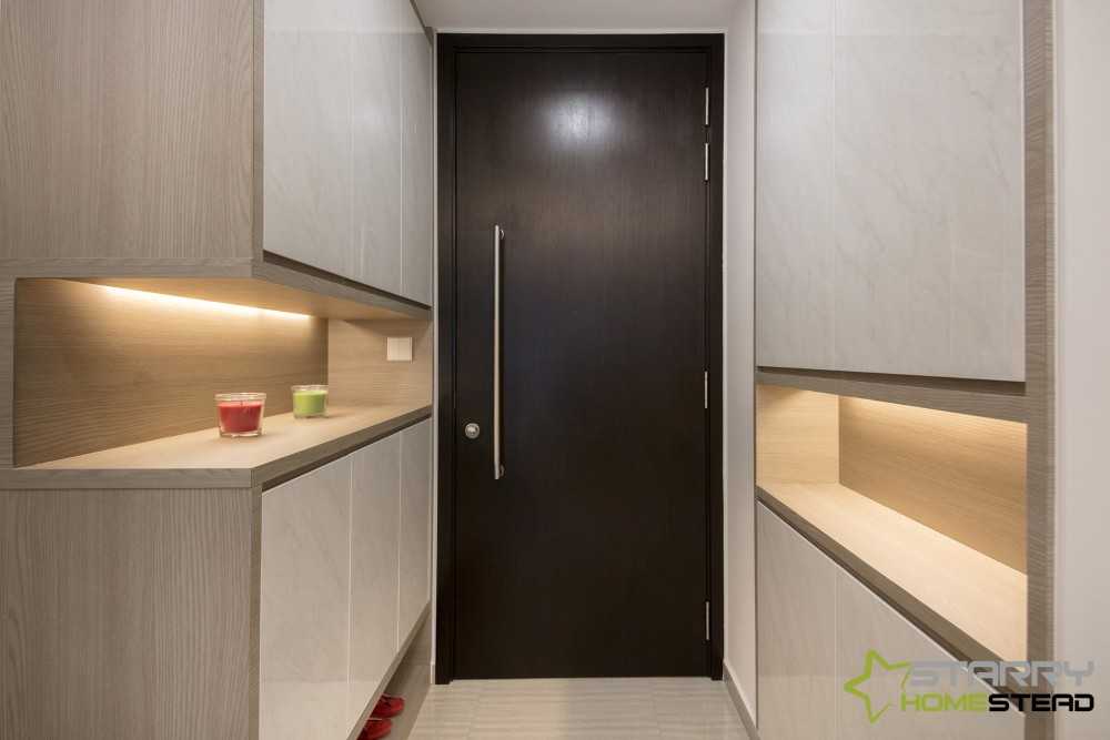 Modern Entryway with Shoe Rack and Doors