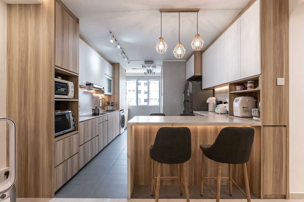 Modern Kitchen with Open Kitchen and Kitchen Cabinets