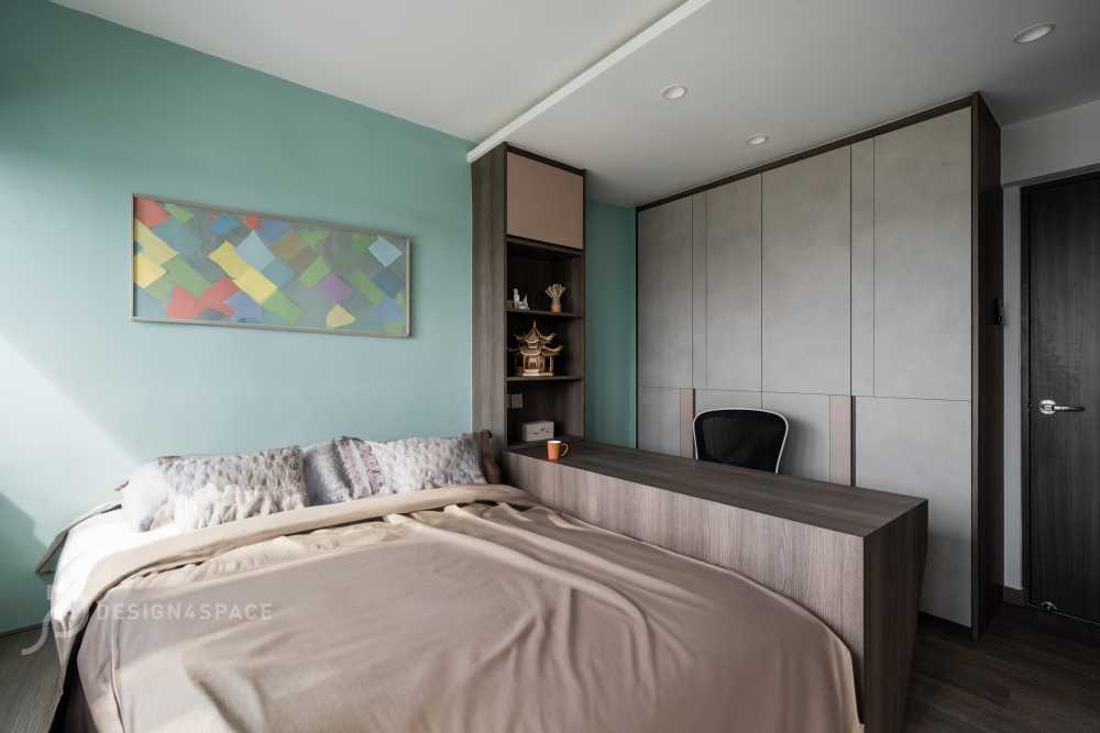 Modern Bedroom with Wardrobe and Queen Bed