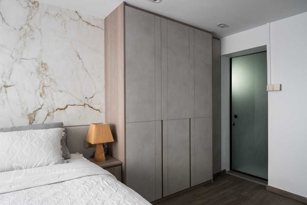 Modern Bedroom with Vinyl Flooring and Wardrobe