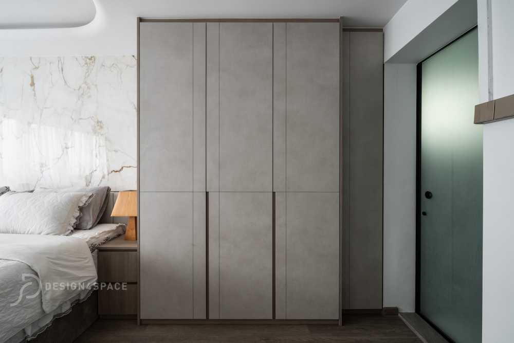 Modern Bedroom with Drop Ceiling and Downlights