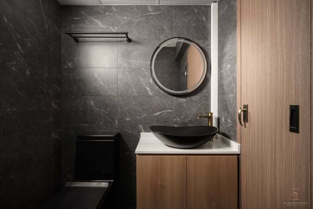 Contemporary Bathroom with Countertop and Mirror