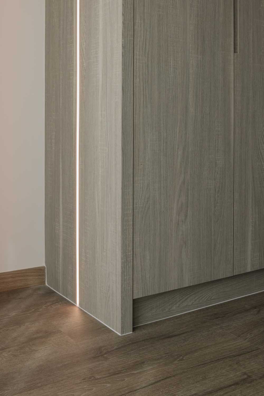 Industrial Bedroom with Vinyl Flooring and Wardrobe