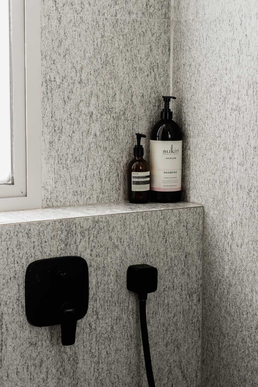 Minimalist Bathroom with Bathroom Storage and Bathroom Accessories