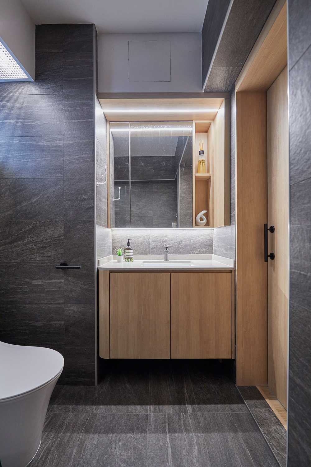 Scandinavian Bathroom with Bathroom Storage and Bathroom Sinks