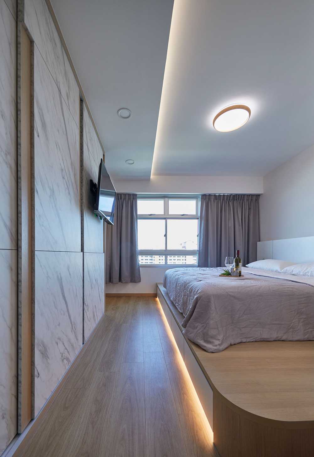 Scandinavian Bedroom with Built-in Bed and Panelling