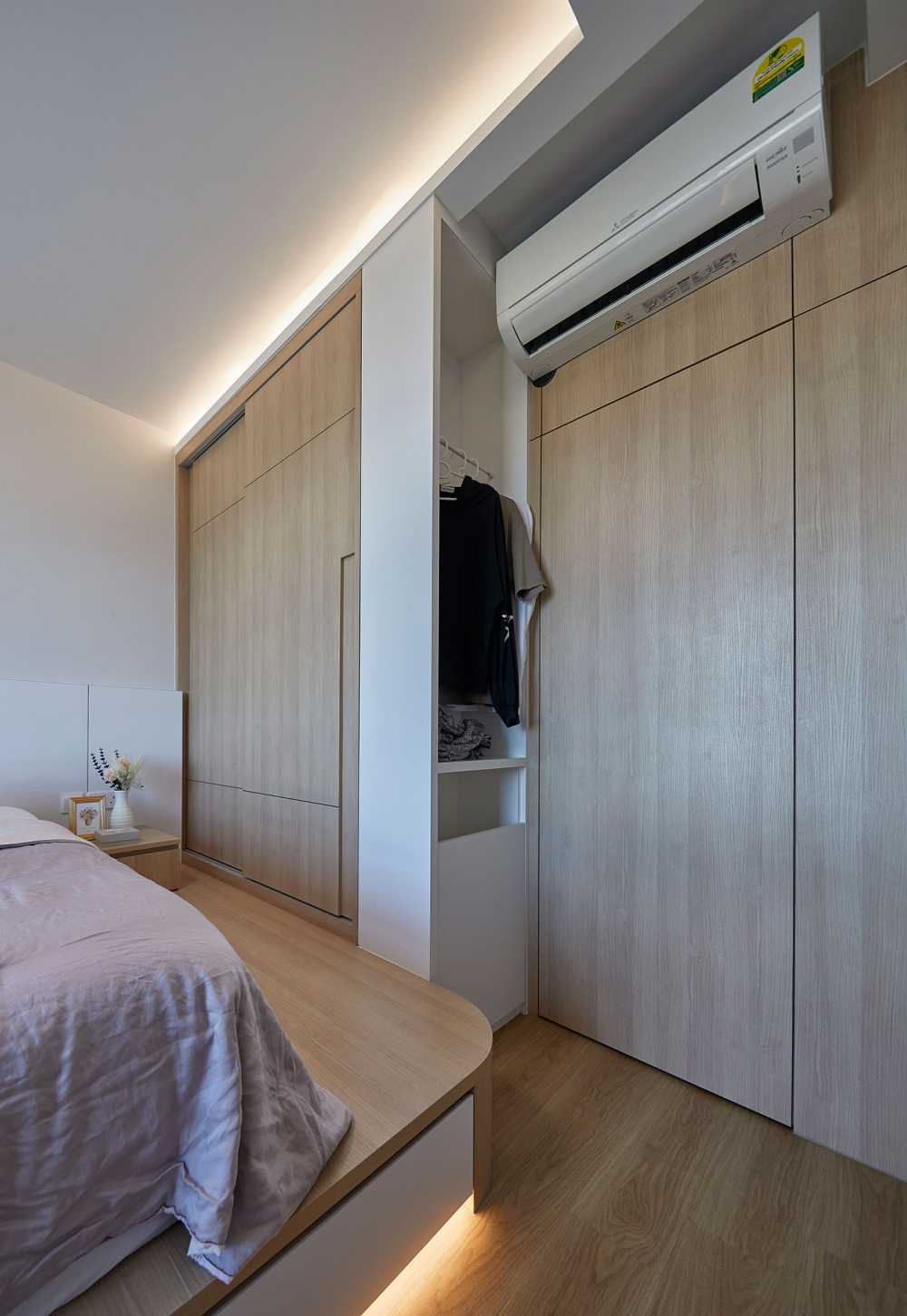 Scandinavian Bedroom with Wardrobe and Sliding Wardrobe