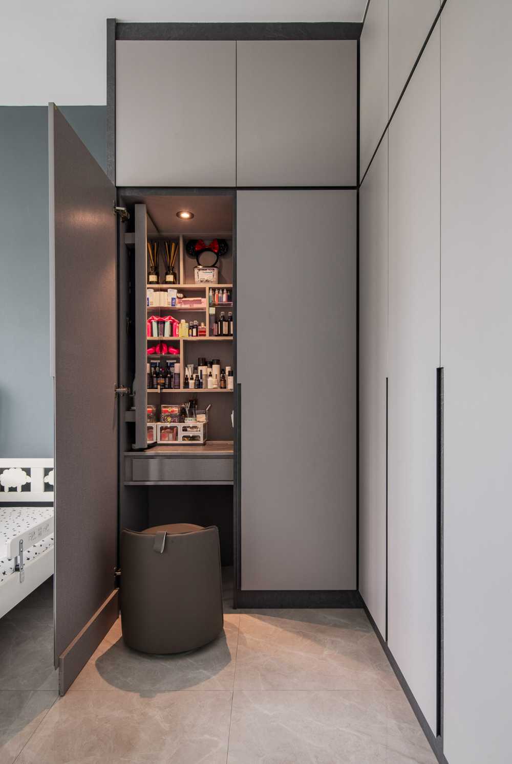 Contemporary Bedroom with Wardrobe and Bedroom Dresser