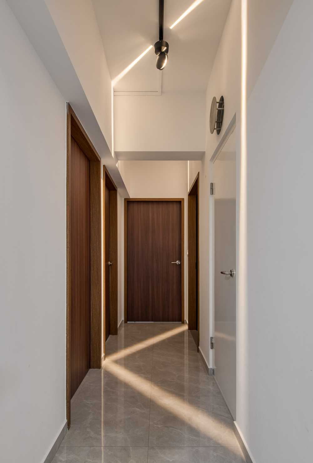 Contemporary Entryway with Mirror and Doors