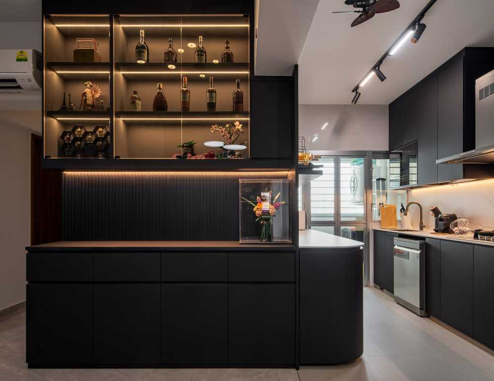Contemporary Kitchen with Countertop and Open Kitchen