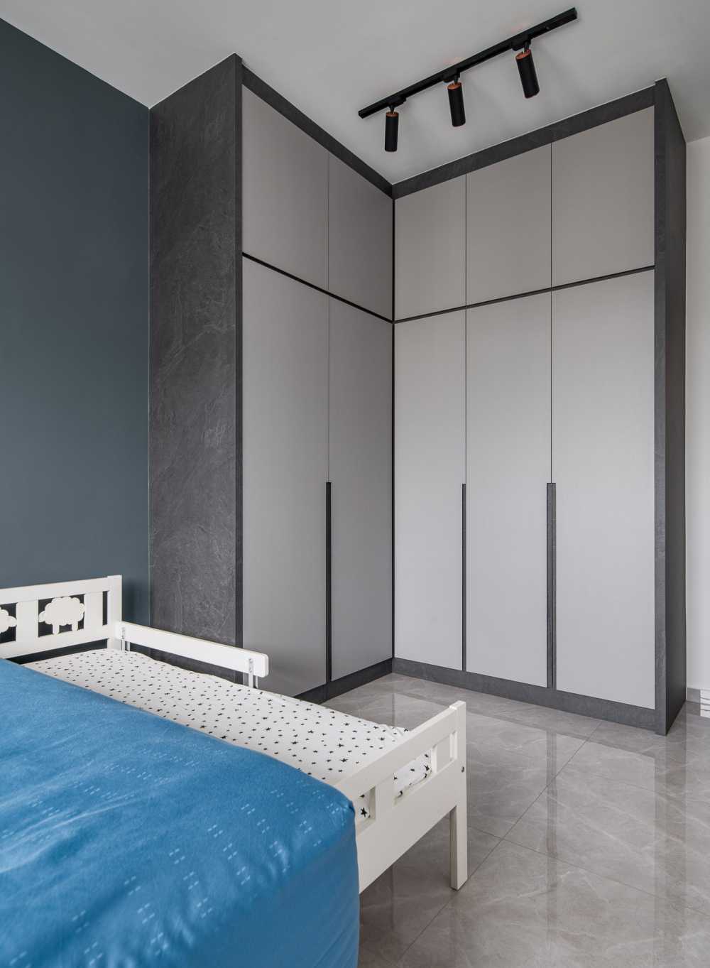 Contemporary Bedroom with Homogeneous Tiles and Wardrobe