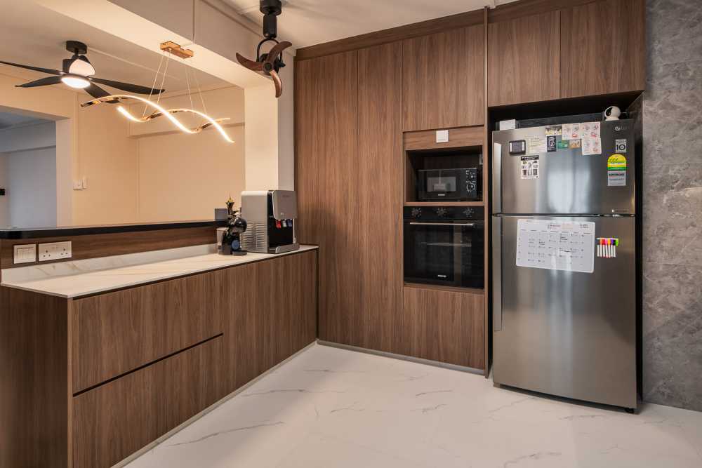Scandinavian Kitchen with Countertop and Homogeneous Tiles
