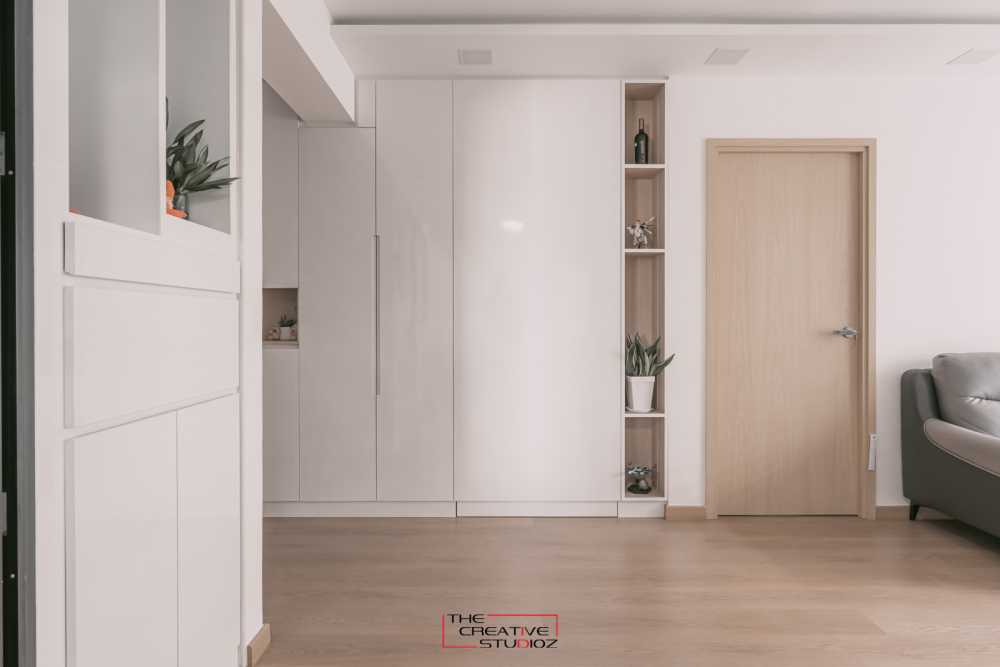 Modern Living Room with Vinyl Flooring and Cove Lighting