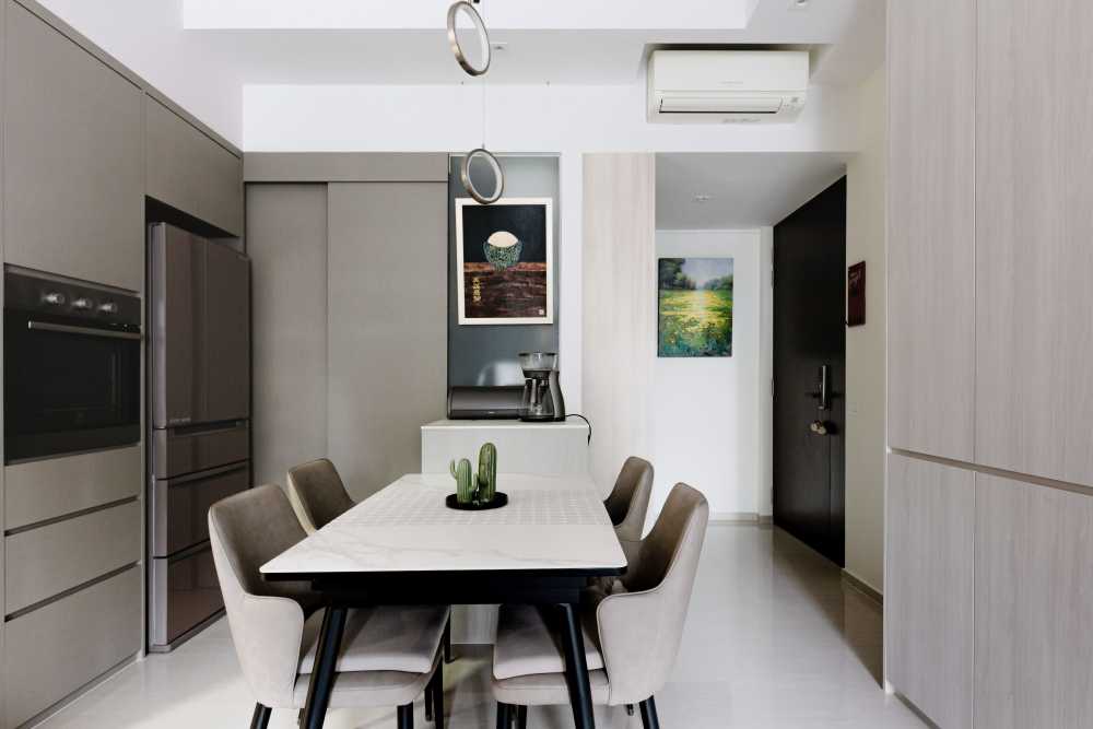 Contemporary Dining Room with Dining Chairs and Seating Bench