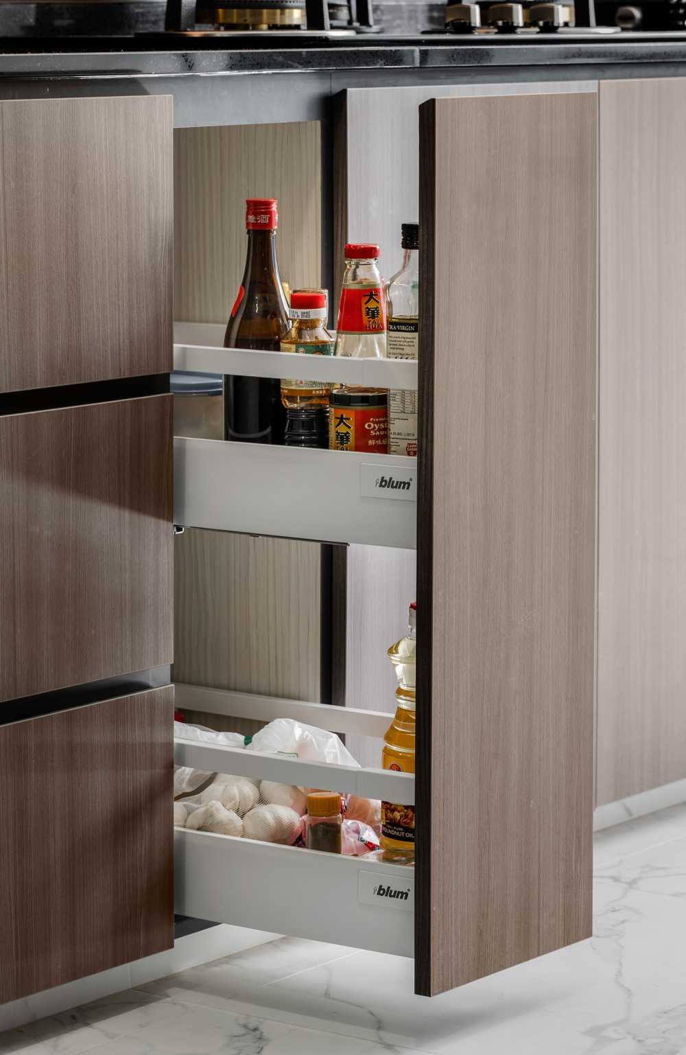 Contemporary Kitchen with Herringbone Tiling and Parquet Floor