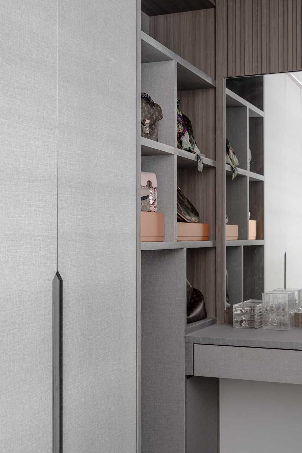 Contemporary Bedroom with Homogeneous Tiles and Herringbone Tiling